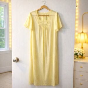 ✨ Prairie Style Night Gown– Flowy Yellow Maxi Nightdress Size L
